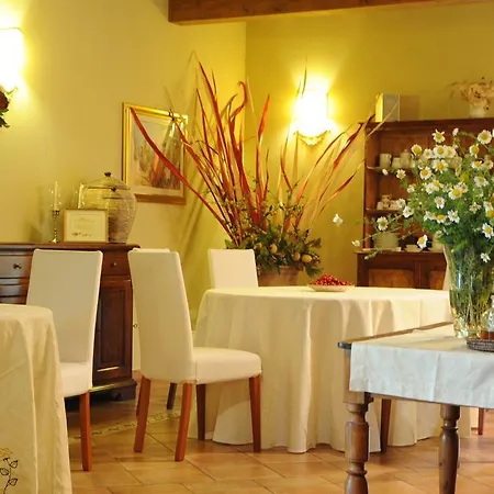 Agriturismo La Rosa Tea * Urbania