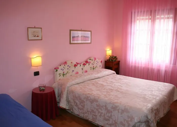 Agriturismo La Rosa Tea * Urbania